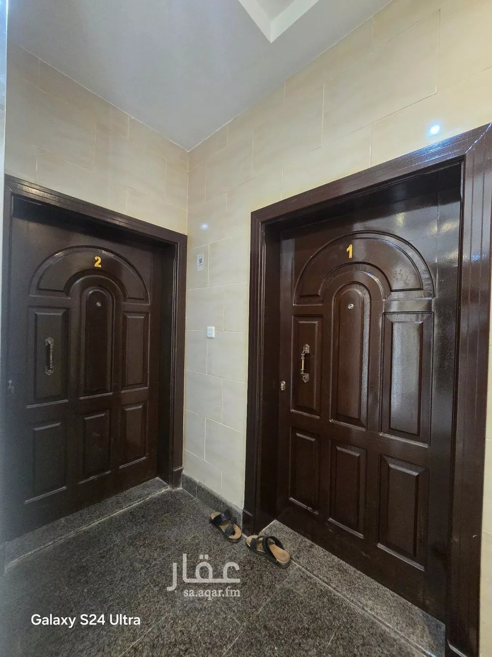 عمارة 552 م² في الفردوس 16