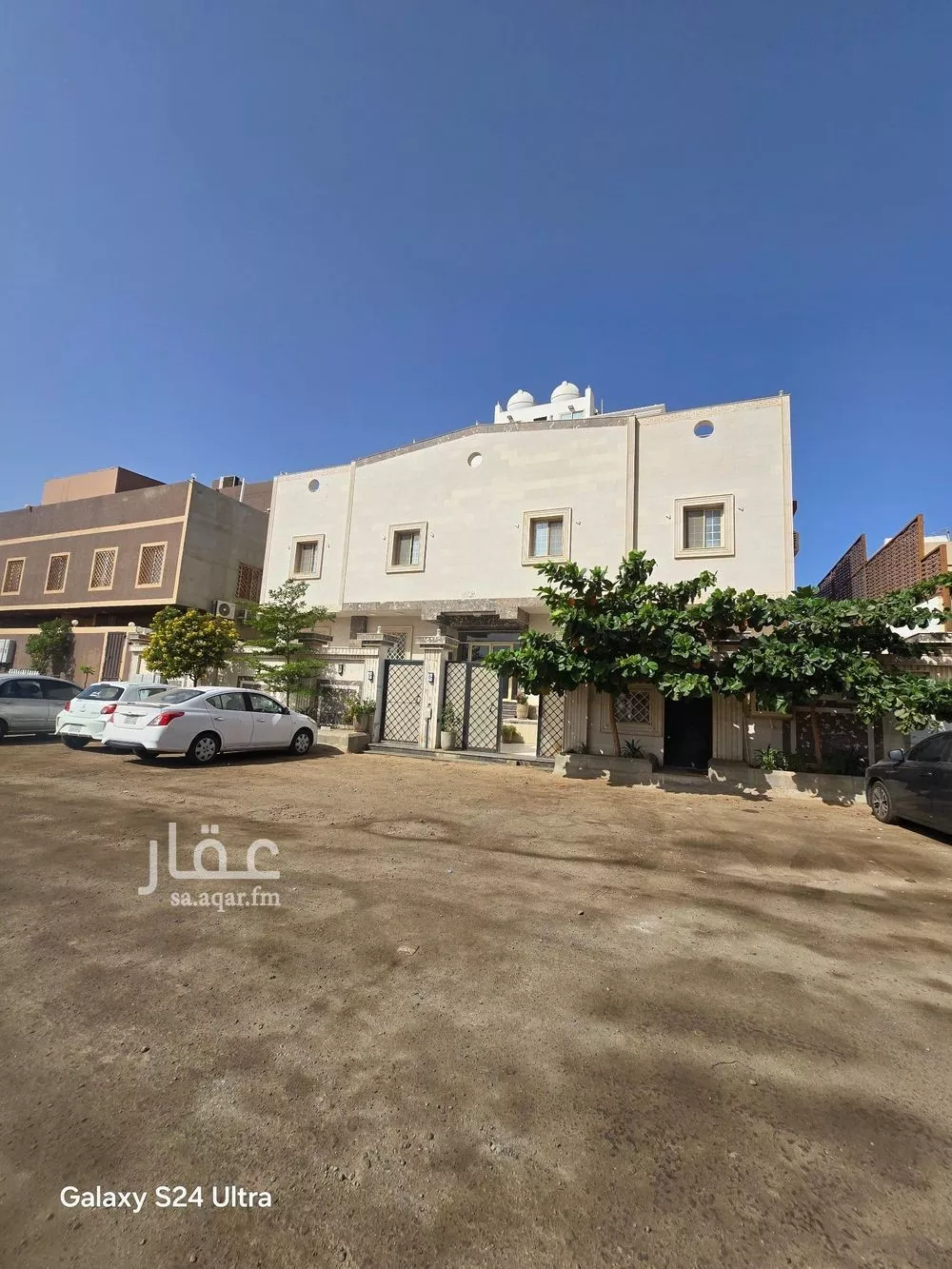 عمارة 552 م² في الفردوس 3