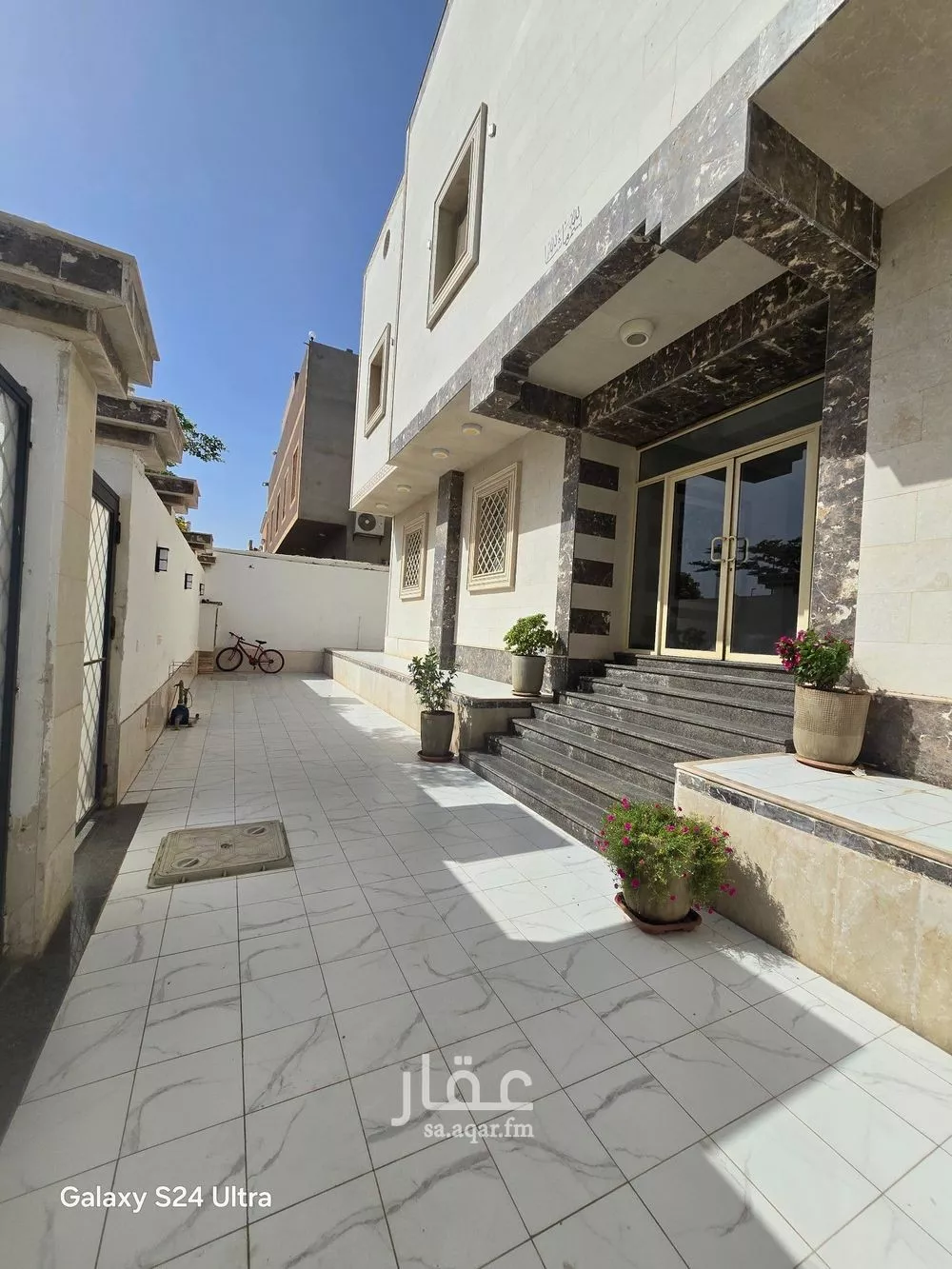 عمارة 552 م² في الفردوس 7