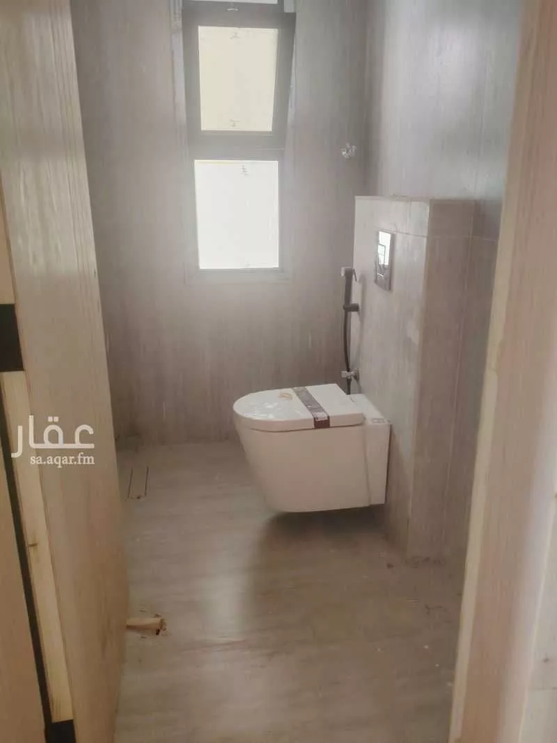 عمارة 600 م² في الصالحية 14
