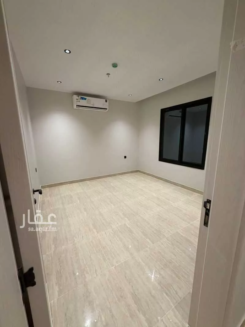 5 bedroom apartment in Al Hamra 4