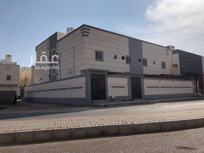 4 bedroom apartment in King Fahd 4