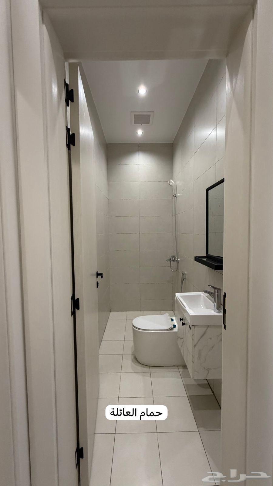 3 bedroom apartment in Al Rimal 8