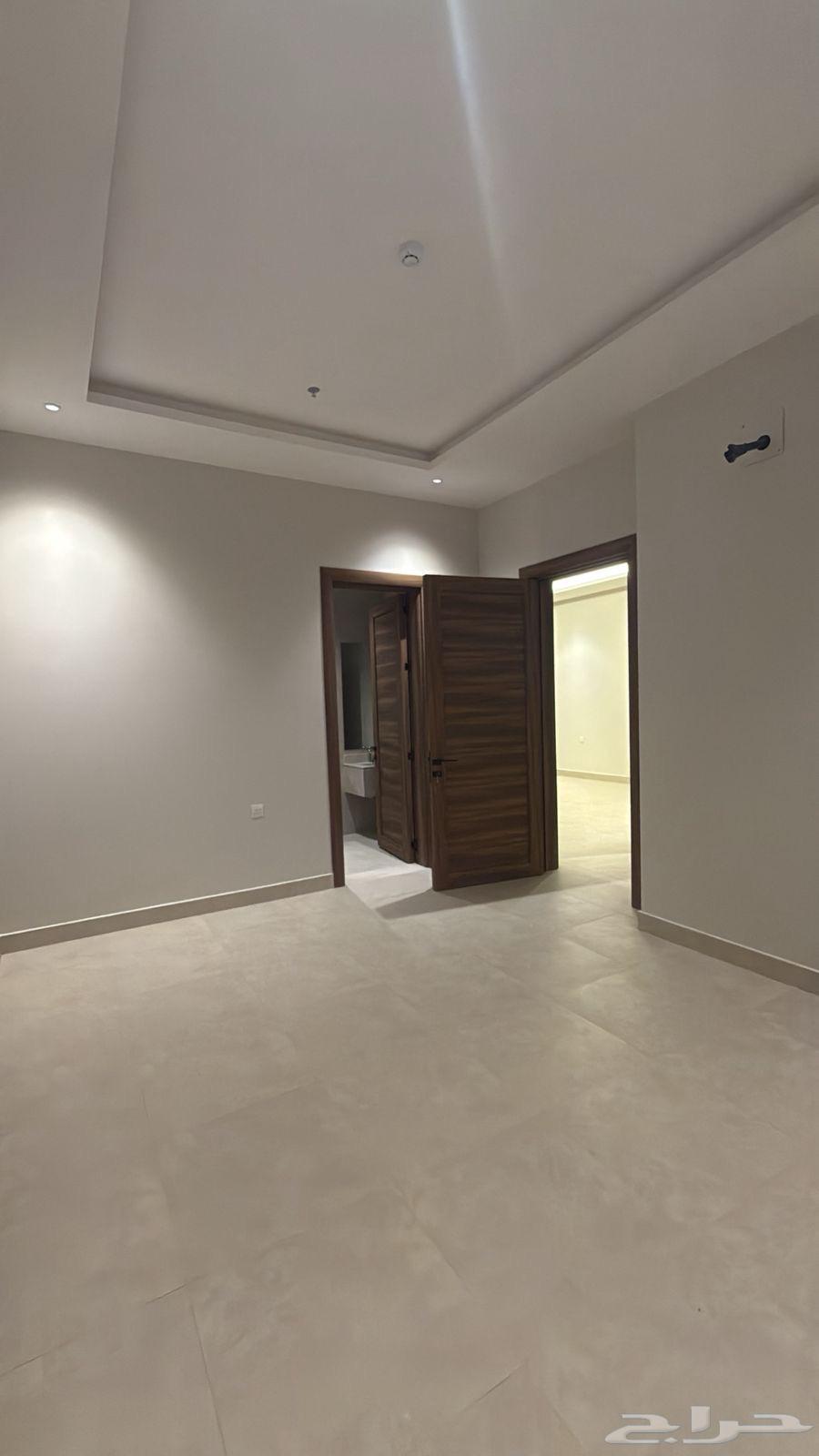 2 bedroom apartment in Al Rimal 18