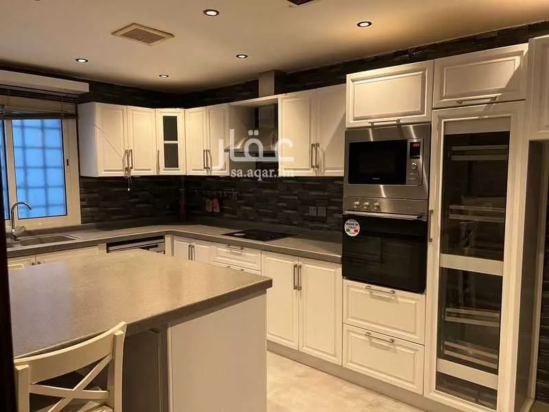 2 bedroom floor in King Fahd 5