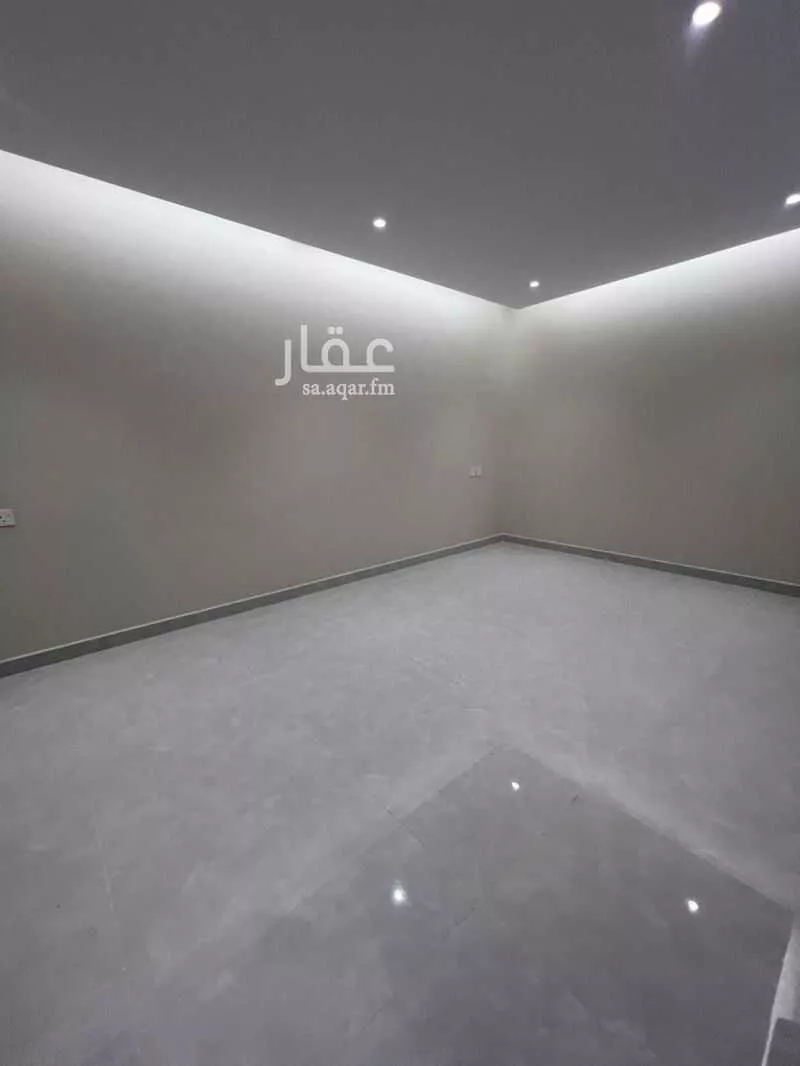 دور 5 غرف في الروابي 8