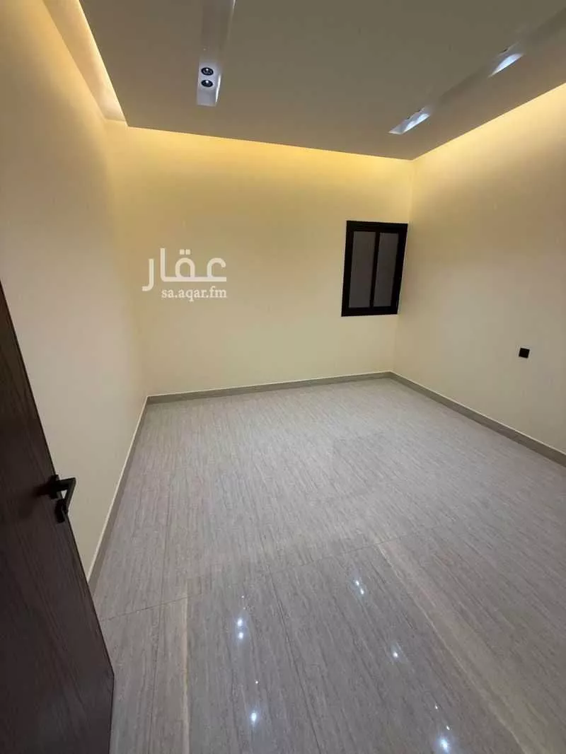 5 bedroom floor in Badr 4