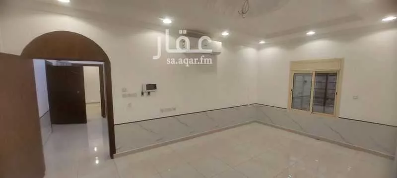 شقة 5 غرف في المروة 4