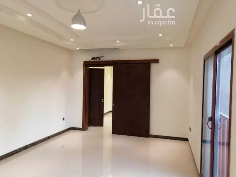 6 bedroom apartment in Al Nuzhah 12