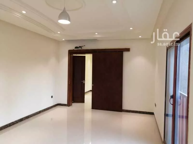 6 bedroom apartment in Al Nuzhah 7