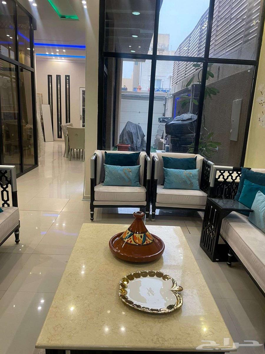 5 bedroom villa in Dhahrat Laban 3