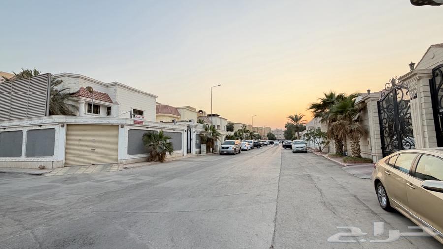 5 bedroom villa in King Faisal 3
