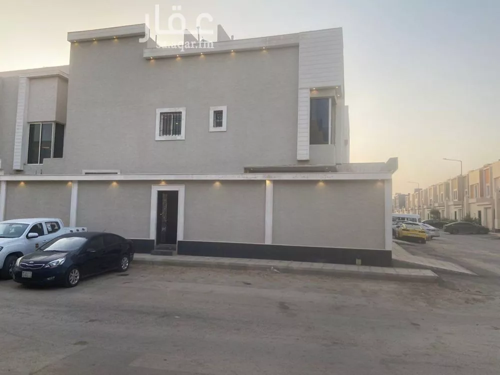 7 bedroom villa in Al Rimal 5
