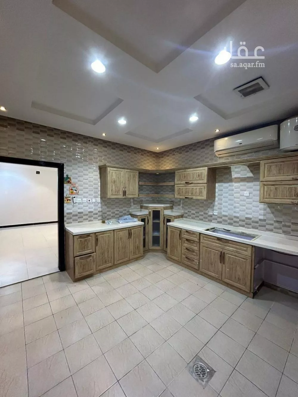 7 bedroom villa in Al Rimal 6
