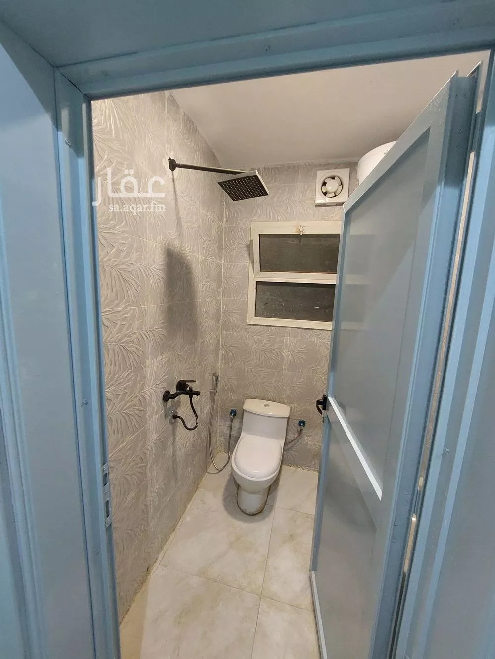 شقة 1 غرف في العقيق 3