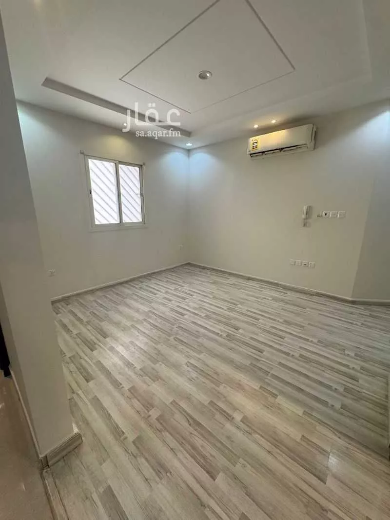 3 bedroom apartment in Al Aqiq 4