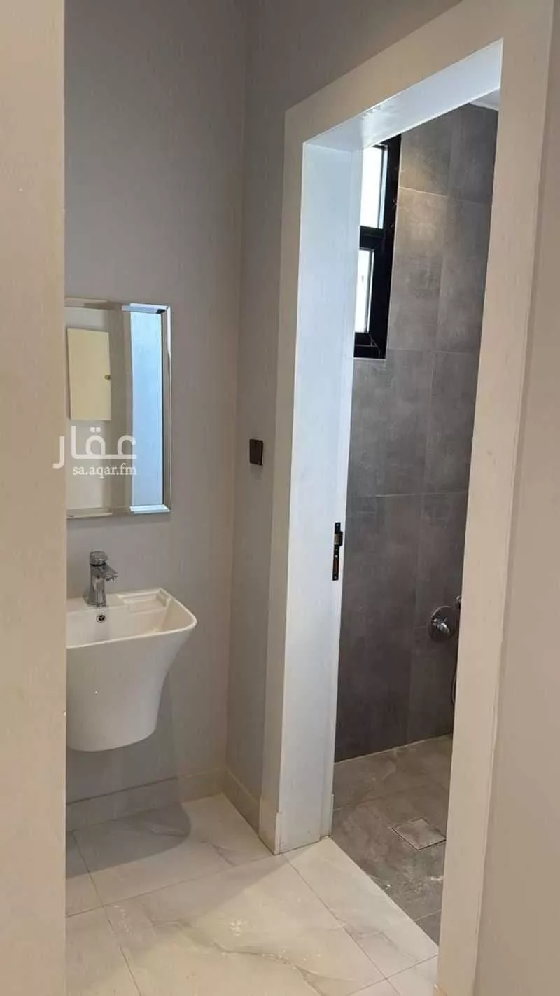 3 bedroom apartment in Al Aridh 4
