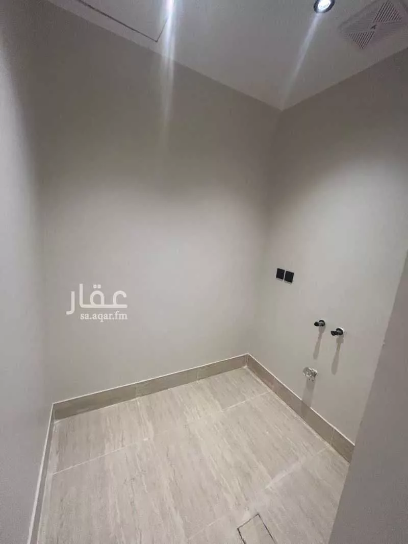 7 bedroom apartment in Ash Shulah 11