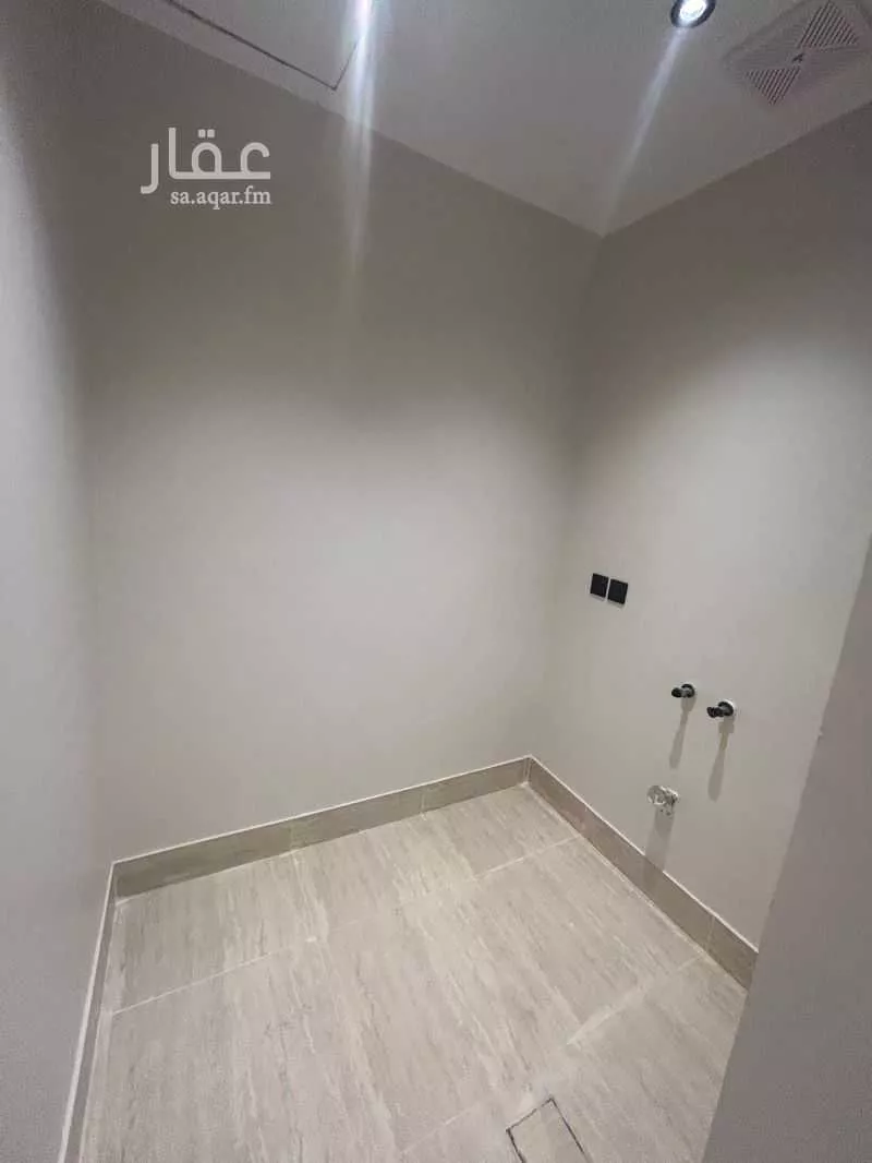 7 bedroom apartment in Ash Shulah 4