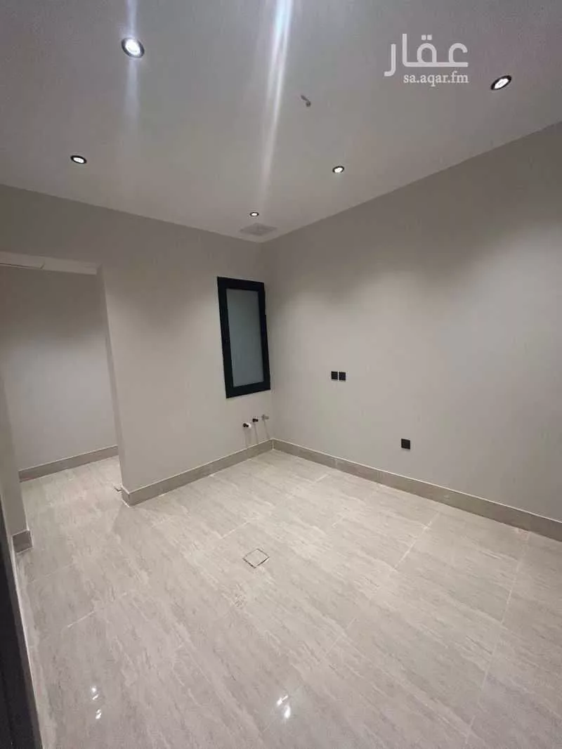7 bedroom apartment in Ash Shulah 8