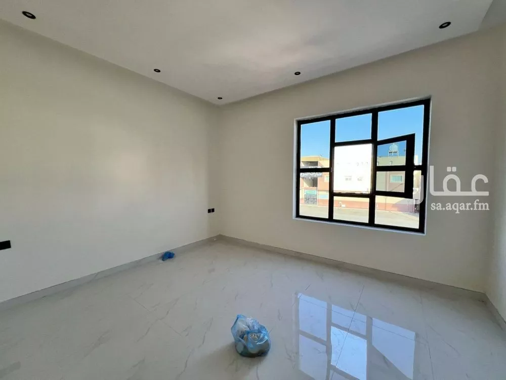 شقة 4 غرف في ظهرة نمار 12