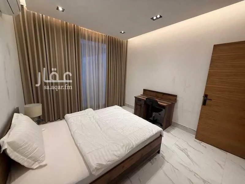 فيلا 5 غرف في العارض 13