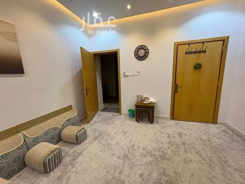 فيلا 8 غرف في الرمال 12