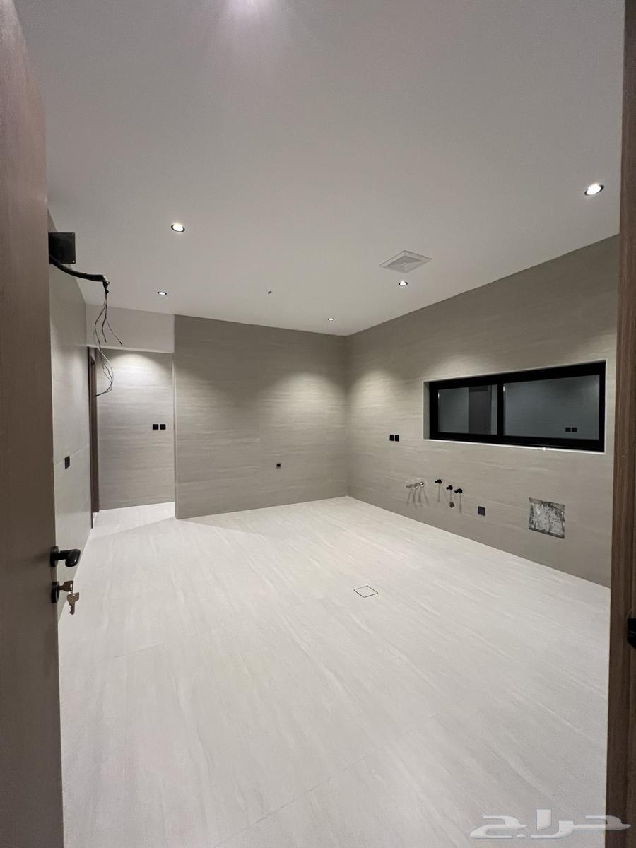 6 bedroom villa in Ash Shulah 11