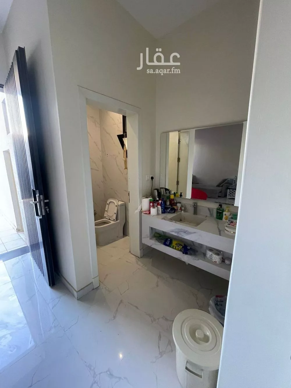 دور 1 غرف في العارض 4
