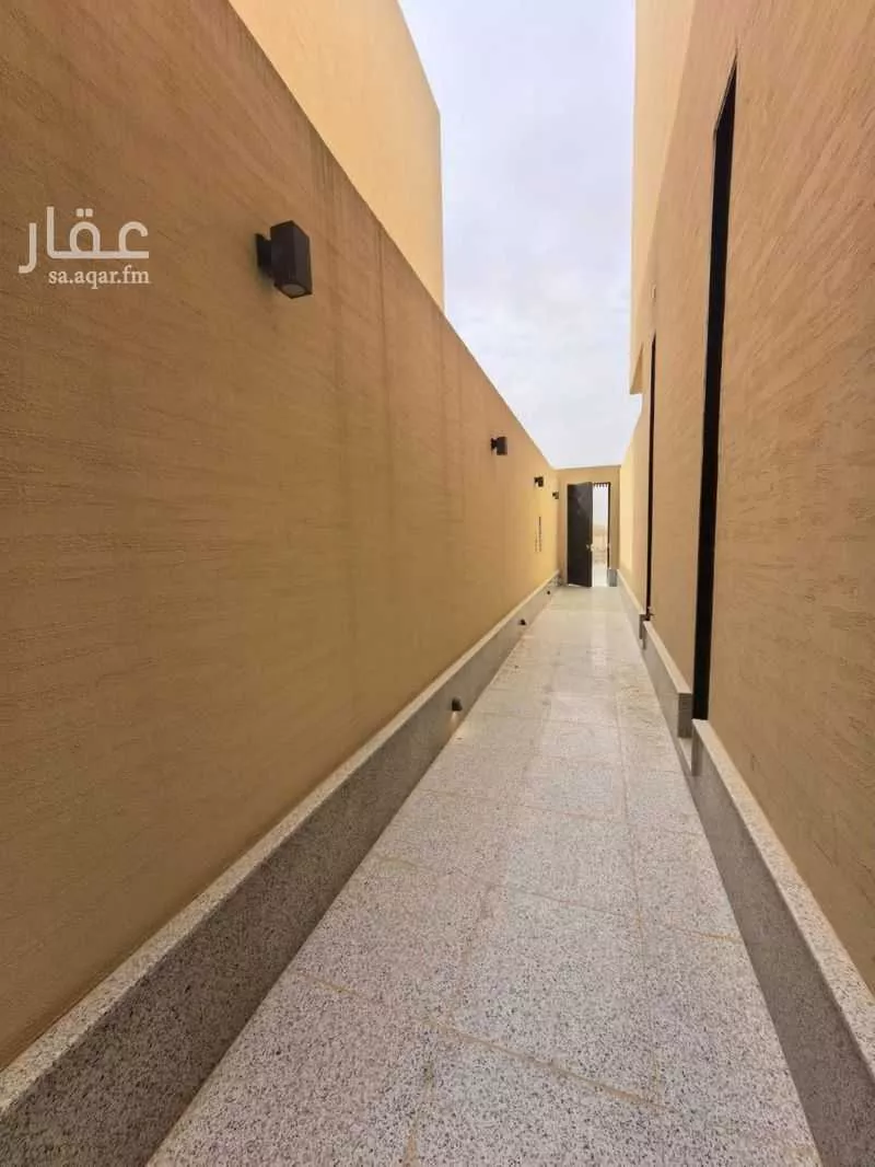 شقة 4 غرف في الملقا 3