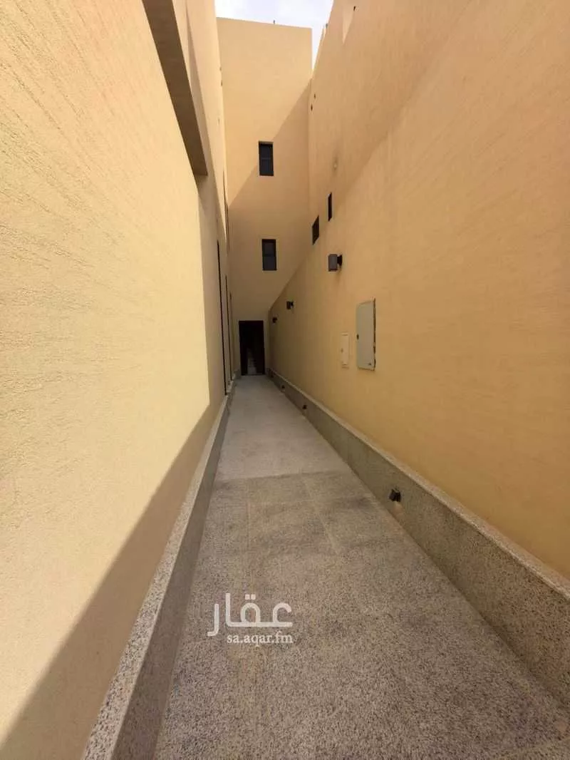 شقة 4 غرف في الملقا 4