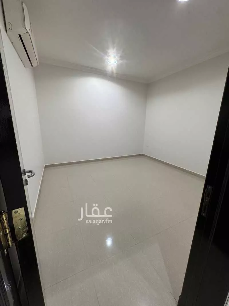 3 bedroom apartment in Al Aqiq 5