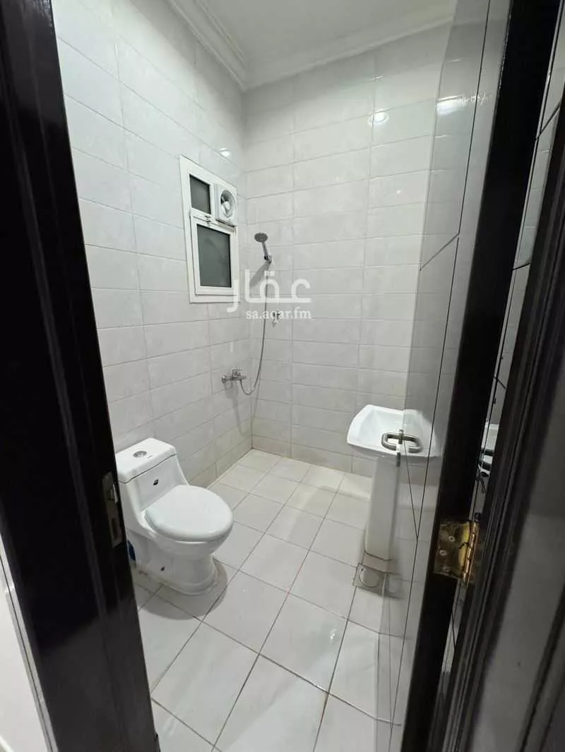3 bedroom apartment in Al Aqiq 7