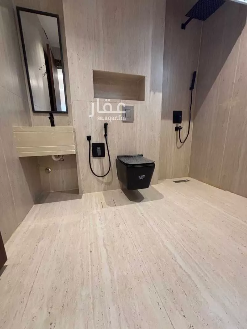 4 bedroom floor in Al Rimal 6