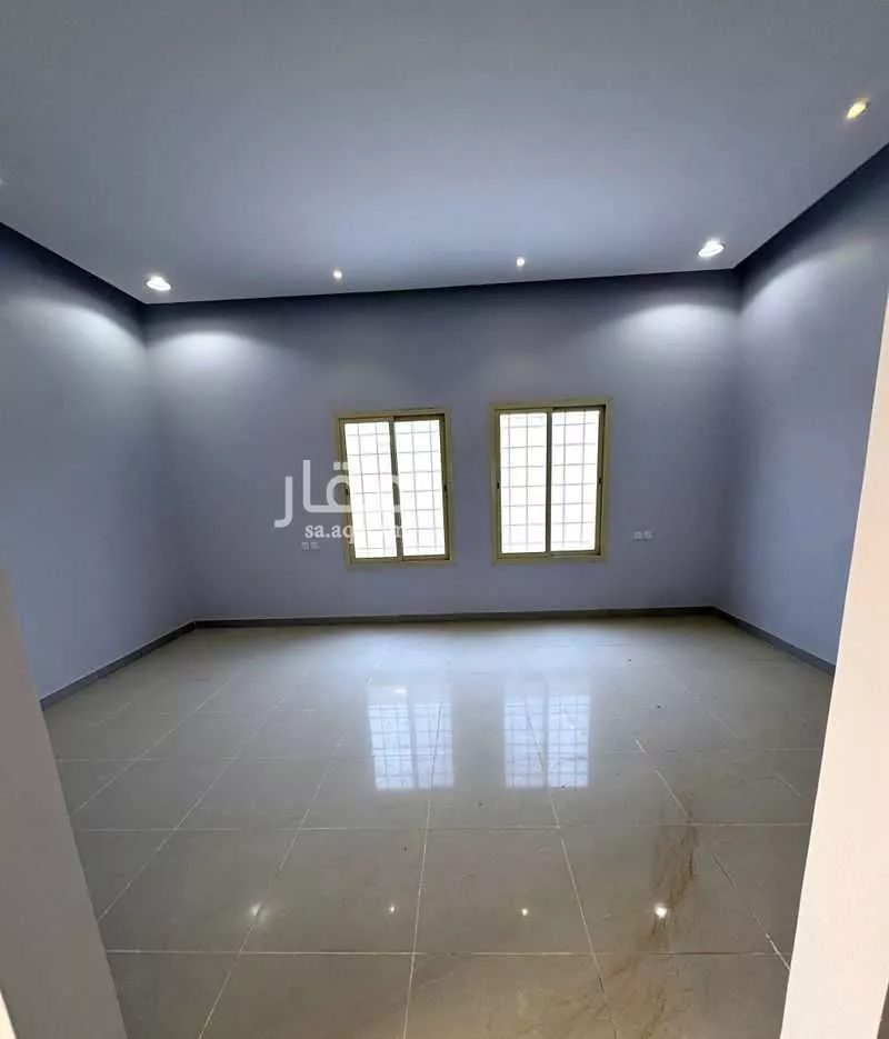 فيلا 11 غرف في عريض 14
