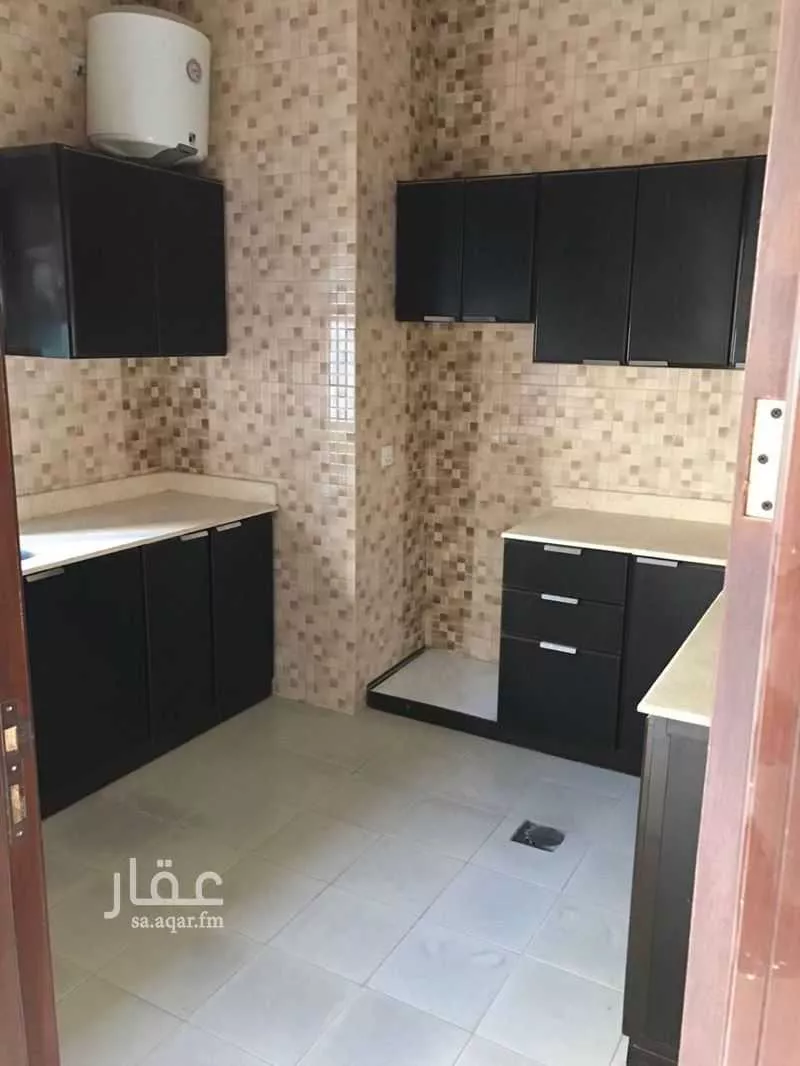 دور 3 غرف في العقيق 19