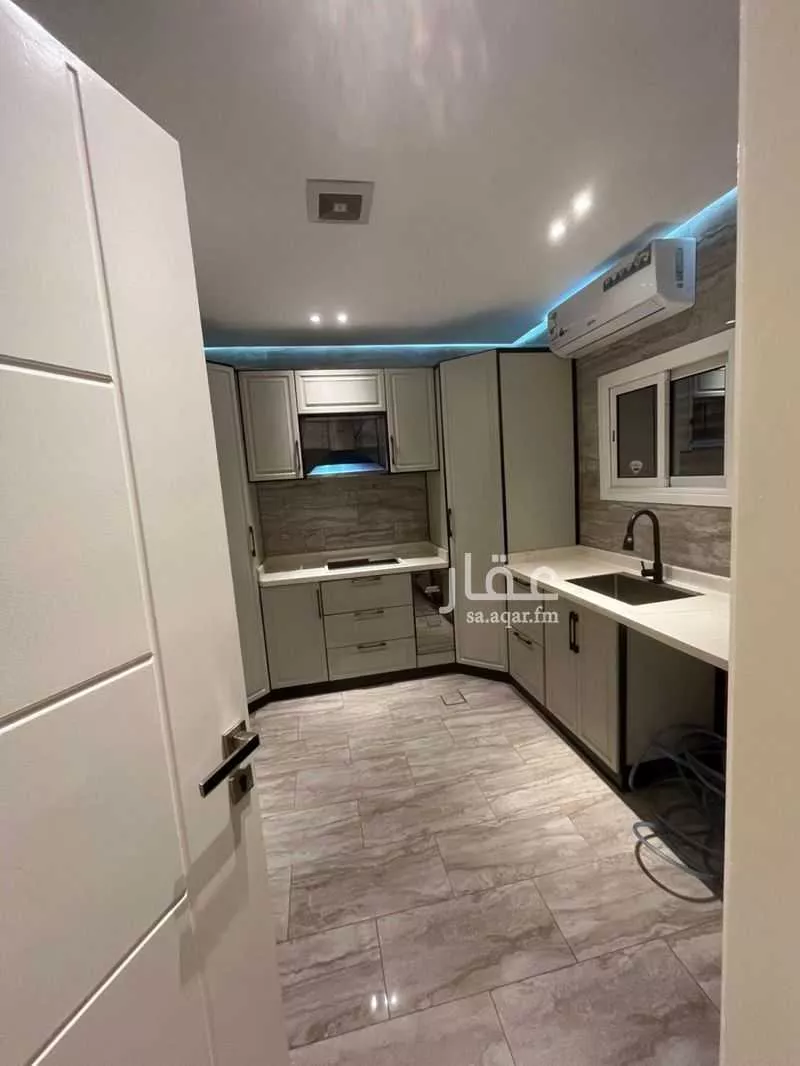 6 bedroom villa in Shawran 7