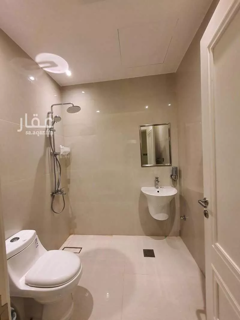 4 bedroom apartment in Al Qairawan 16