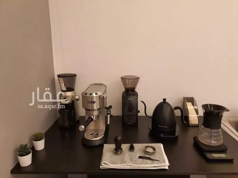 4 bedroom apartment in Al Qairawan 6