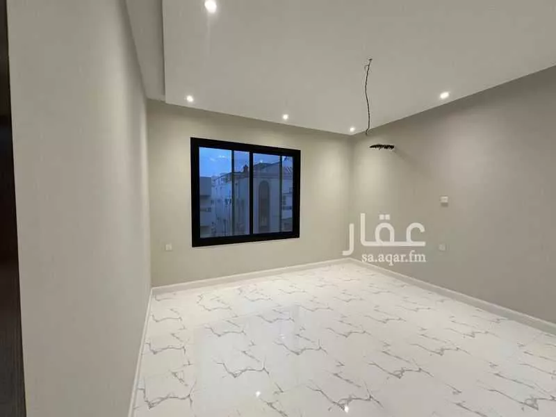 شقة 5 غرف في الرحاب 11