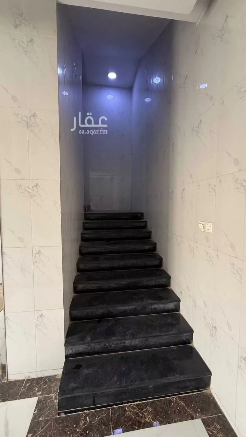 مكتب 66 م² في المهدية 7