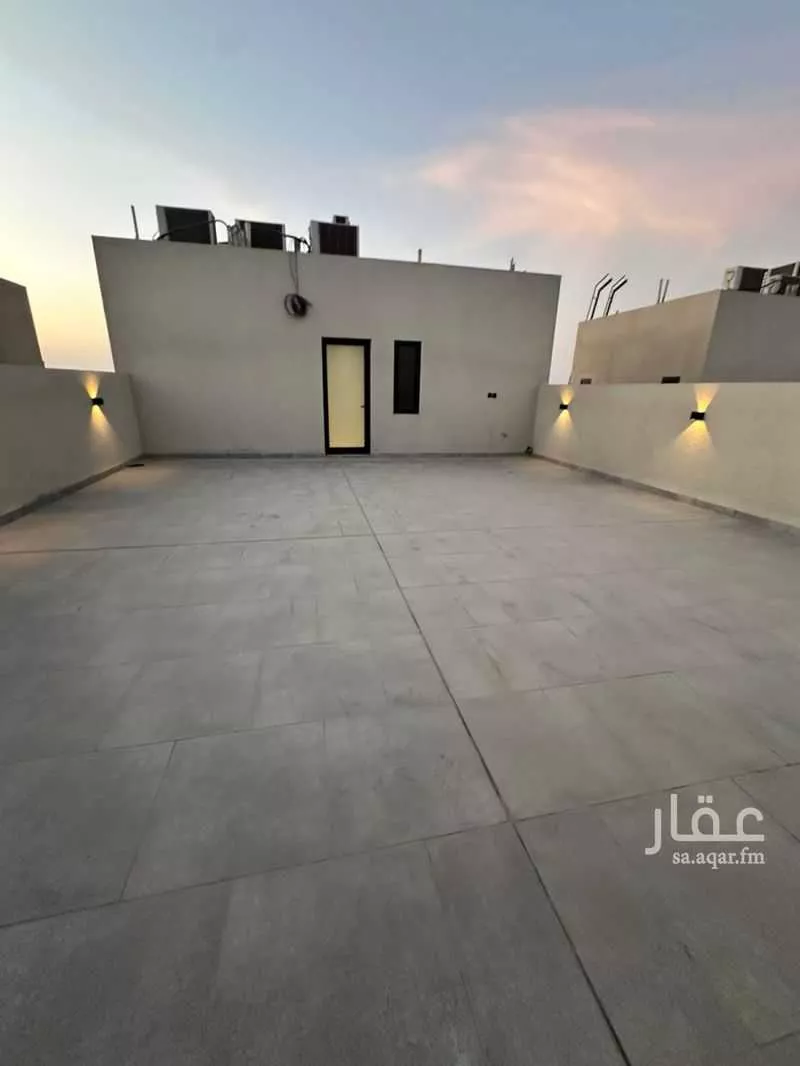 5 bedroom villa in Al Fanar 4