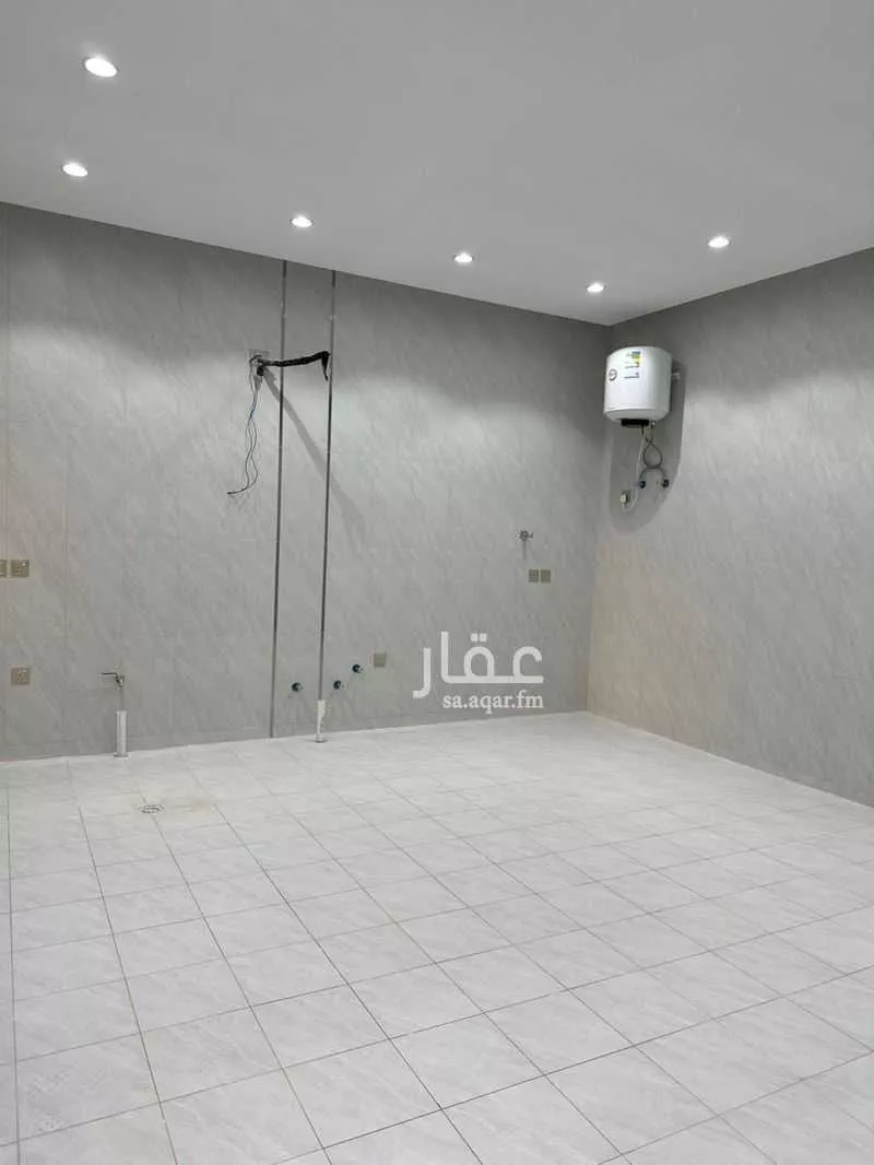 244 sqm building in Al Ranuna 5