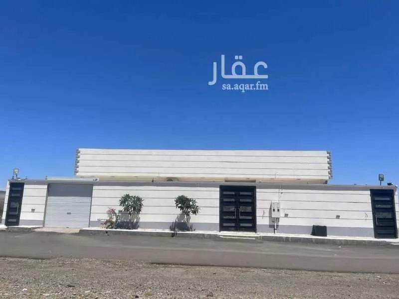 عمارة 750 م² في خاخ 2