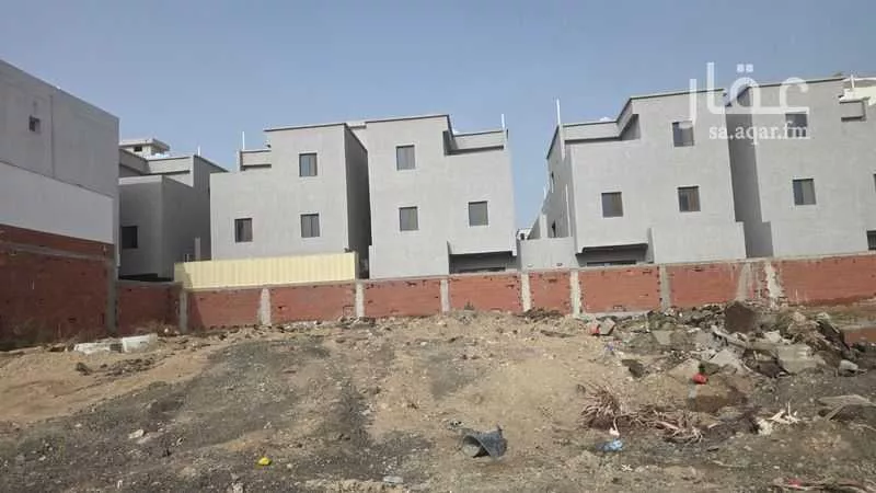 561 sqm land in Al Manarat 9