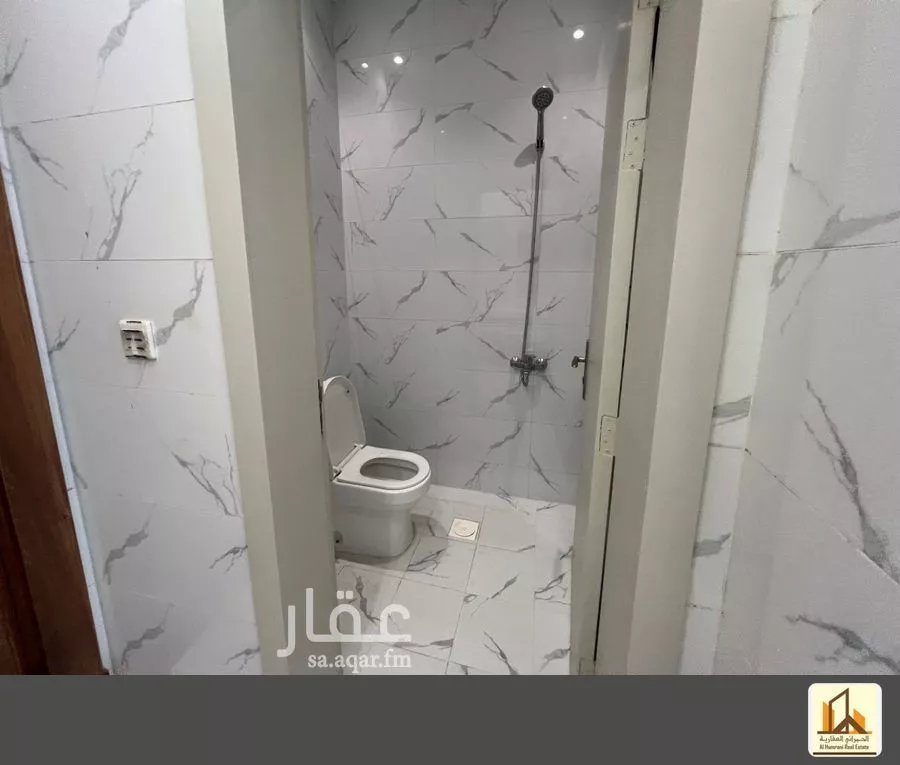 فيلا 6 غرف في المروة 20