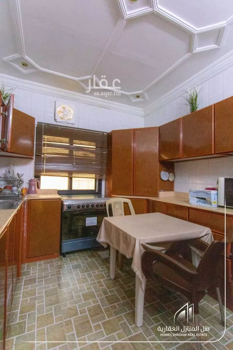 فيلا 20 غرف في المنار 13