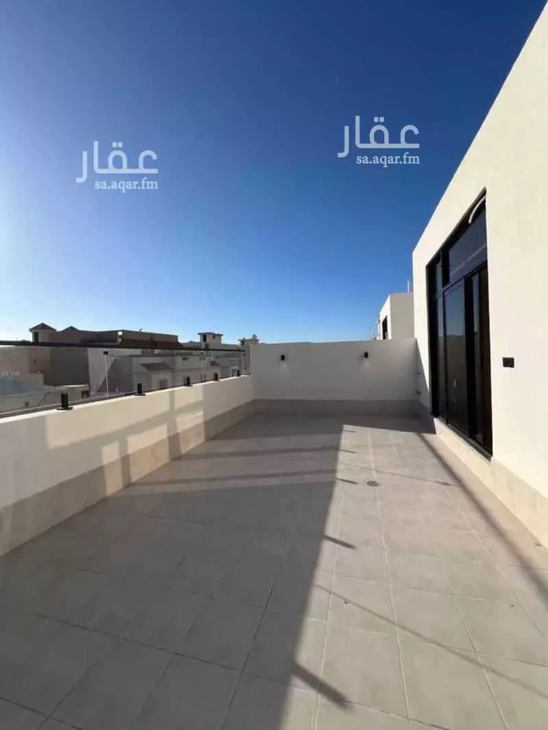 فيلا 5 غرف في اللؤلؤ 8
