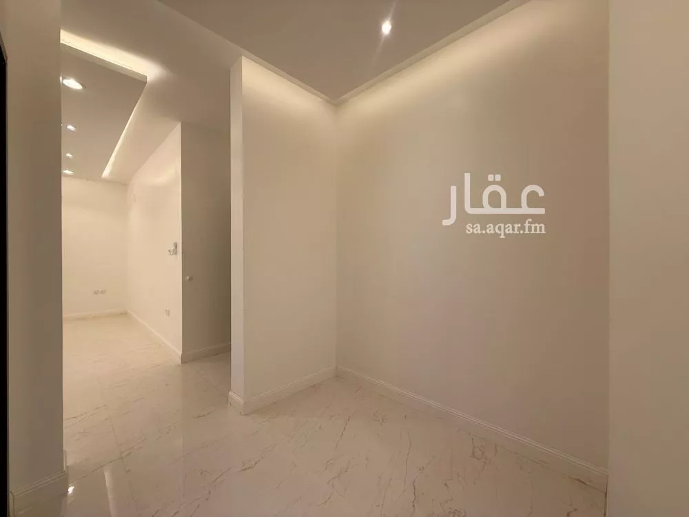 دور 3 غرف في الملقا 11