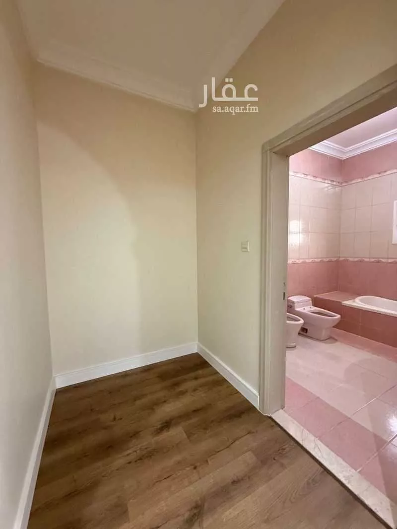 5 bedroom villa in Abhur South, Jeddah 9